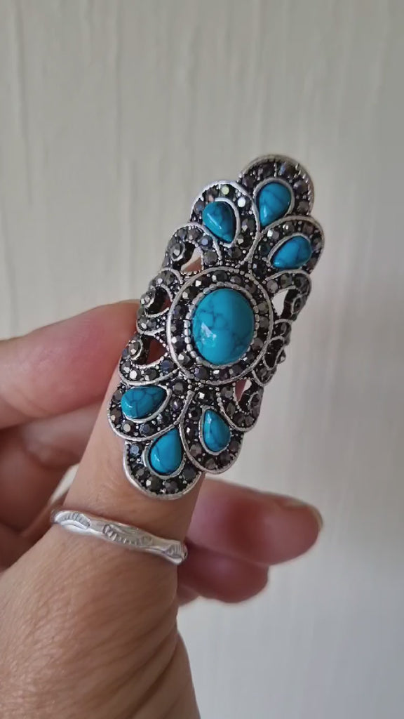 Turquoise Peacock Ring - Dive into Bohemian Elegance!